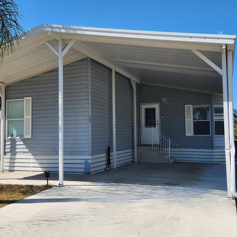 14 La Costa Lane, Port St. Lucie, Port St Lucie, FL 34952