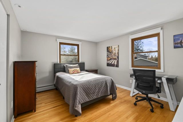 11249 N Oriole LANE, Mequon, WI 53092