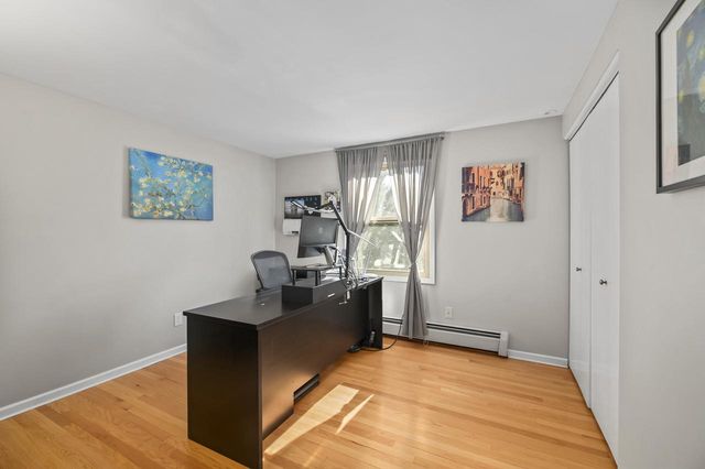 11249 N Oriole LANE, Mequon, WI 53092