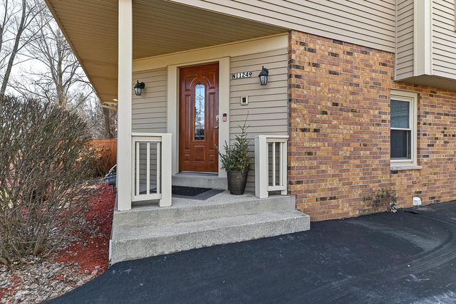 11249 N Oriole LANE, Mequon, WI 53092