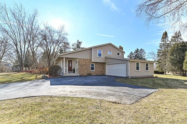 11249 N Oriole LANE, Mequon, WI 53092
