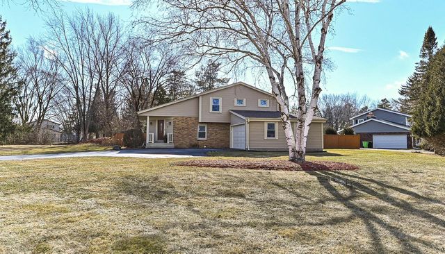 11249 N Oriole LANE, Mequon, WI 53092