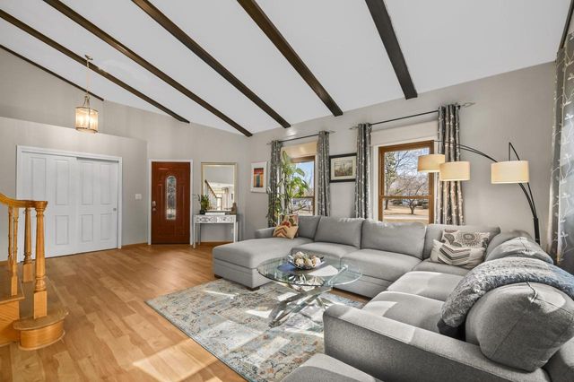 11249 N Oriole LANE, Mequon, WI 53092