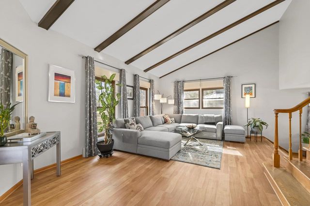 11249 N Oriole LANE, Mequon, WI 53092