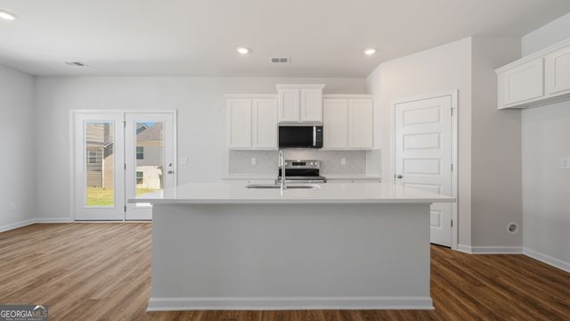 11979 Aukerman Way, Hampton, GA 30228
