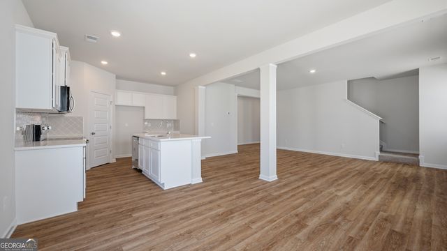 11979 Aukerman Way, Hampton, GA 30228