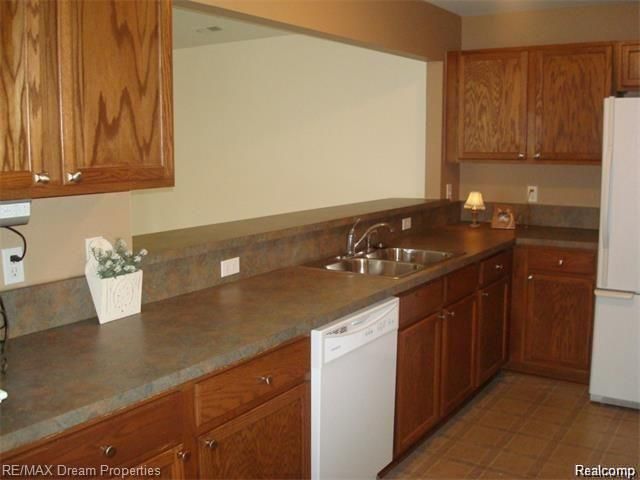 16872 Dover Drive, Northville, MI 48168