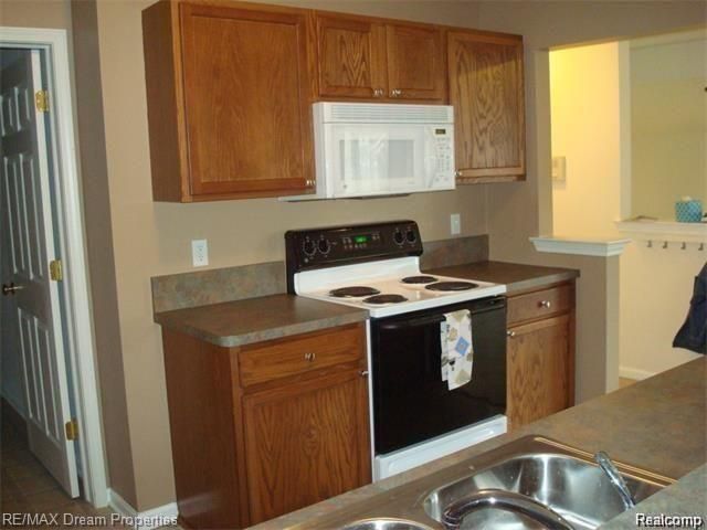 16872 Dover Drive, Northville, MI 48168
