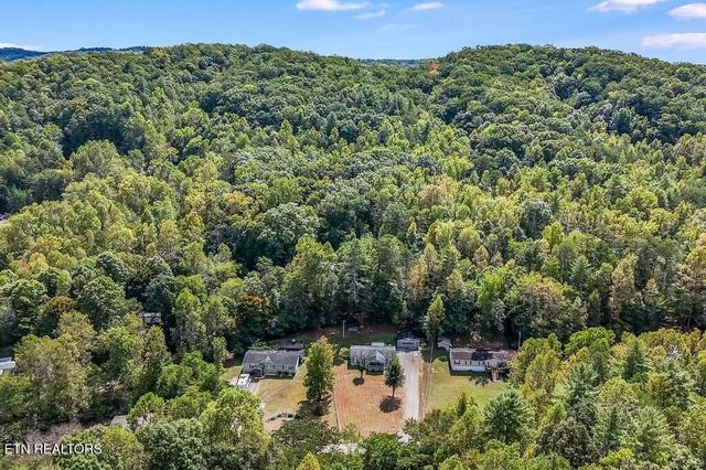 2525 Old Harriman Hwy, Oliver Springs, TN 37840