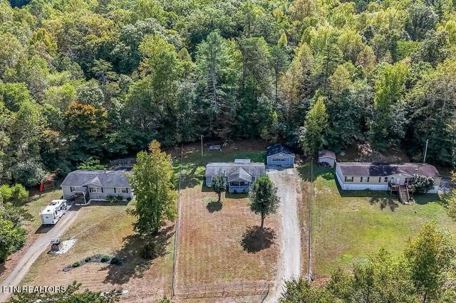 2525 Old Harriman Hwy, Oliver Springs, TN 37840