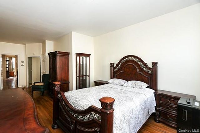 1832 George Street 2B, Ridgewood, NY 11385