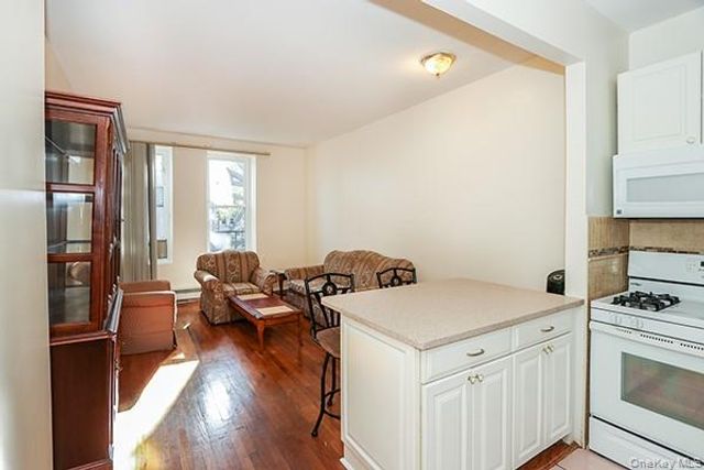 1832 George Street 2B, Ridgewood, NY 11385