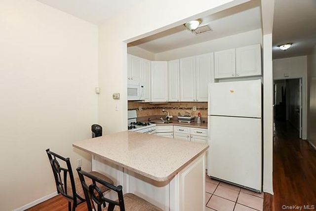 1832 George Street 2B, Ridgewood, NY 11385