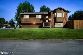 3800 Midvale Circle, Anchorage, AK 99507