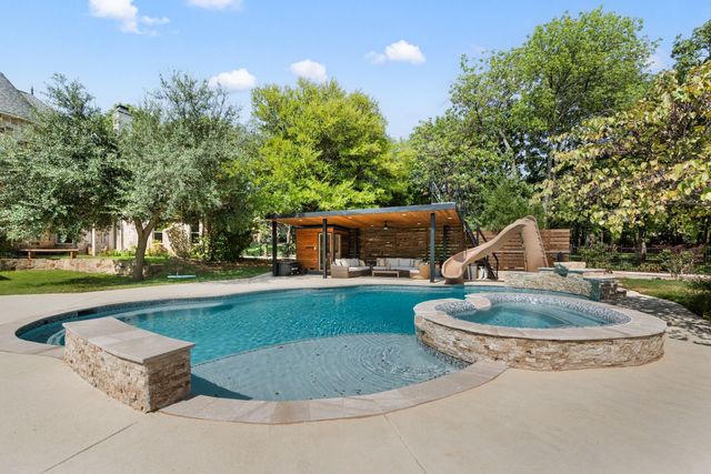 831 Simmons Court, Southlake, TX 76092