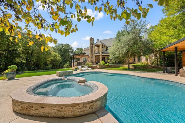 831 Simmons Court, Southlake, TX 76092