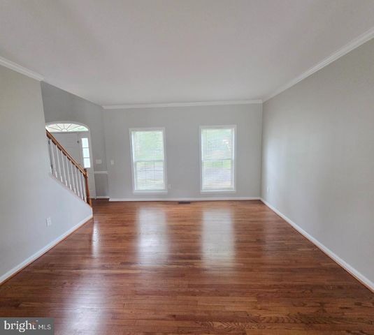 10320 WINGED ELM CIR, Manassas, VA 20110