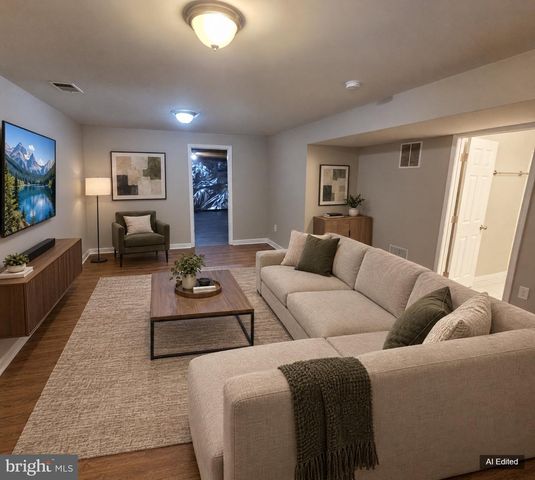 10320 WINGED ELM CIR, Manassas, VA 20110