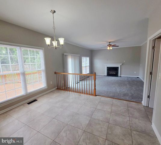 10320 WINGED ELM CIR, Manassas, VA 20110