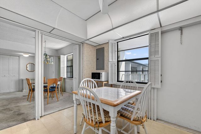 501 SW 11th Place 402-a, Boca Raton, FL 33432