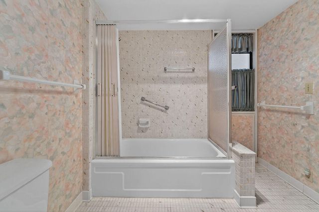 501 SW 11th Place 402-a, Boca Raton, FL 33432