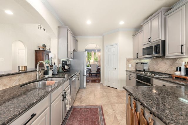 2303 Crescent Water, Rosenberg, TX 77471