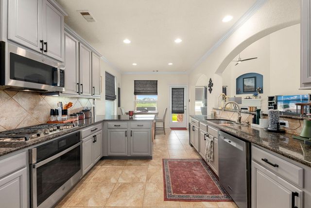 2303 Crescent Water, Rosenberg, TX 77471