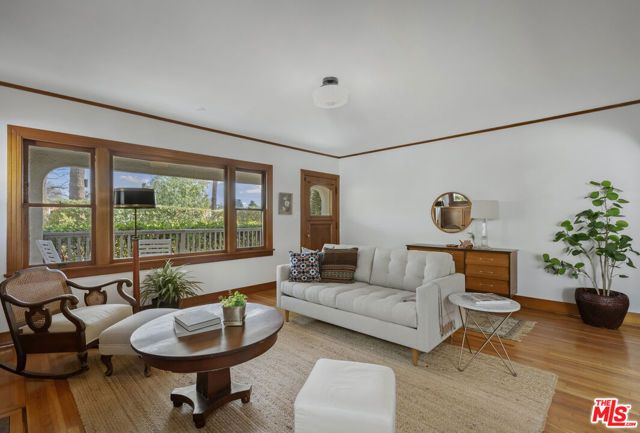 1453 Bresee Avenue, Pasadena, CA 91104