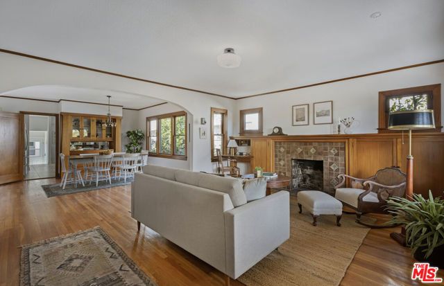 1453 Bresee Avenue, Pasadena, CA 91104