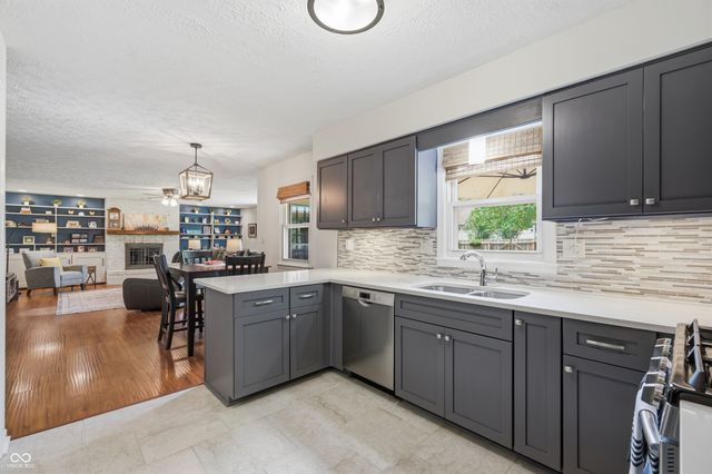 3706 E Carol Lane, Mooresville, IN 46158