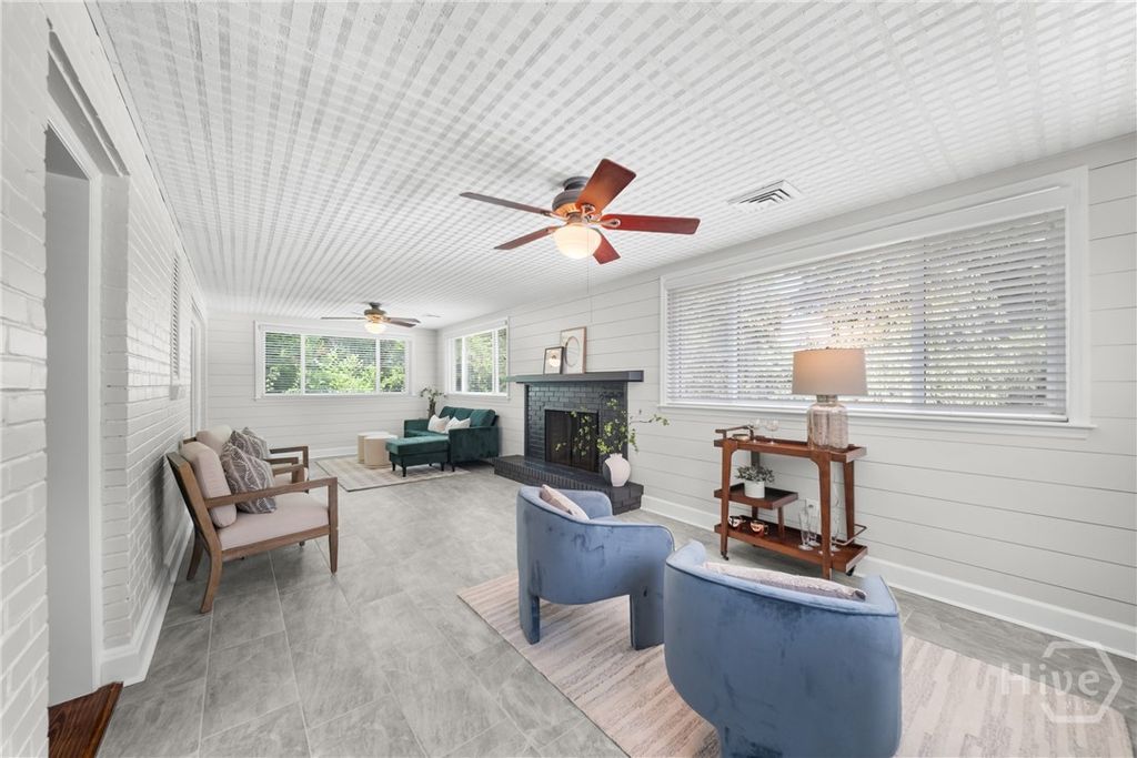 Image 13 of property listing at 1315 Brightwood Drive, Savannah, GA 31406