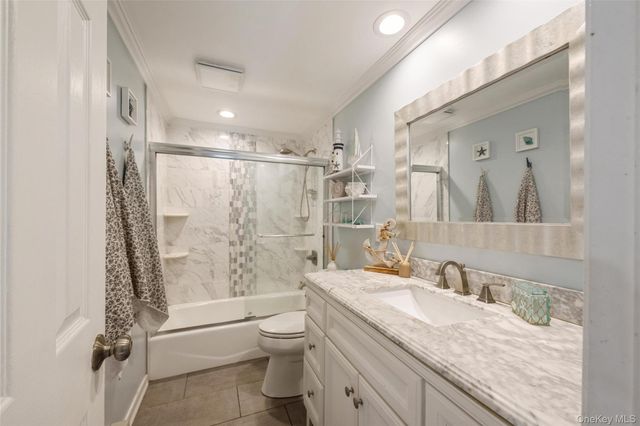 3881 Miller Place, Levittown, NY 11756