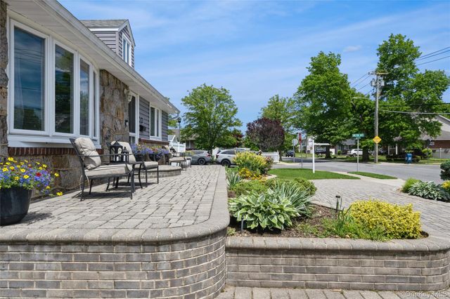 3881 Miller Place, Levittown, NY 11756