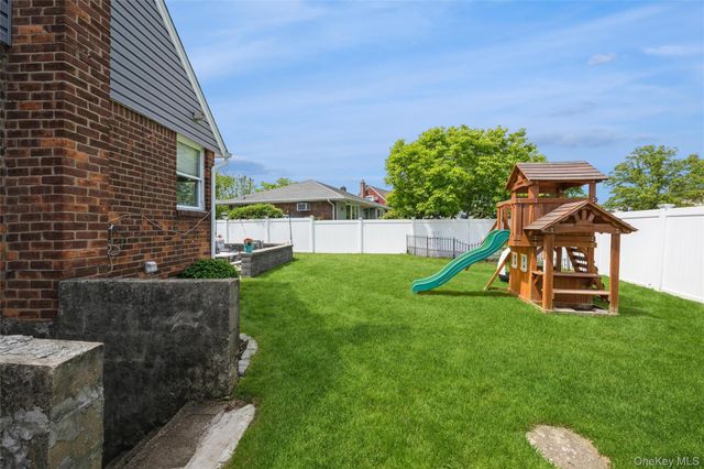 3881 Miller Place, Levittown, NY 11756