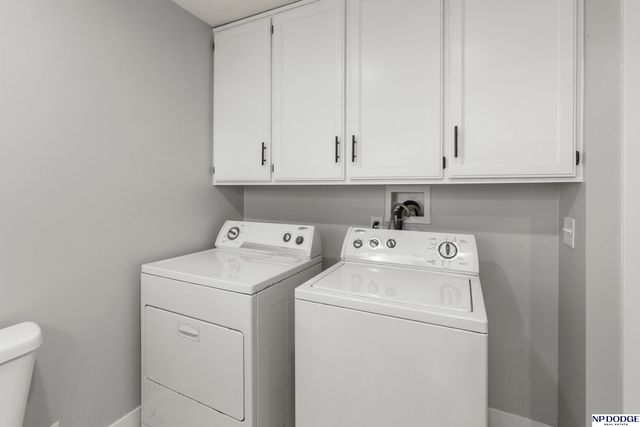 5902 S 50th Street, Omaha, NE 68117