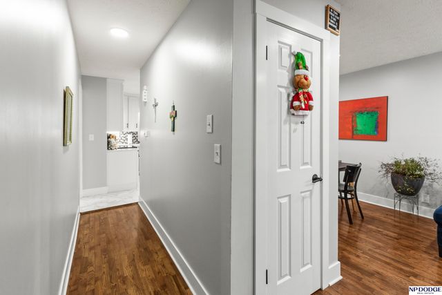 5902 S 50th Street, Omaha, NE 68117