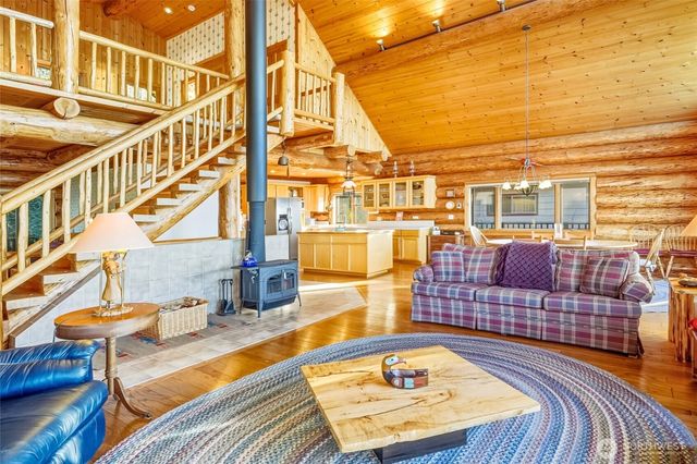 154 Rockaway Beach Lane, Camano Island, WA 98282