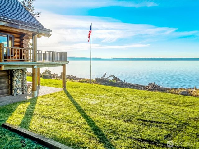 154 Rockaway Beach Lane, Camano Island, WA 98282