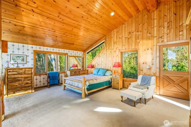 154 Rockaway Beach Lane, Camano Island, WA 98282