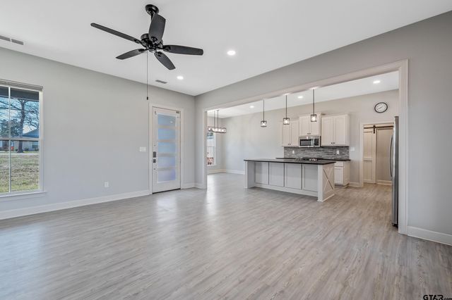 176 CR 2462, Mineola, TX 75773