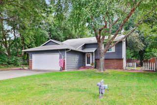 328 N Shawnee Dr, Kechi, KS 67067