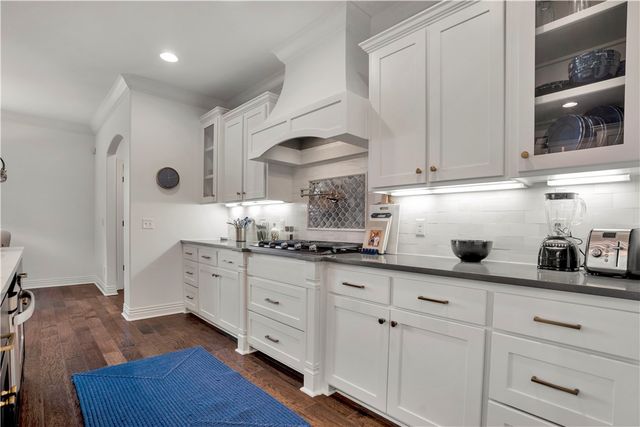 2944 E Pebblestone Drive, Fayetteville, AR 72701