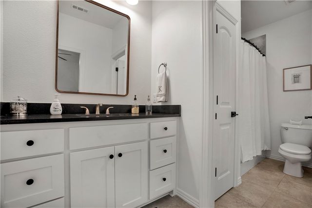 2944 E Pebblestone Drive, Fayetteville, AR 72701