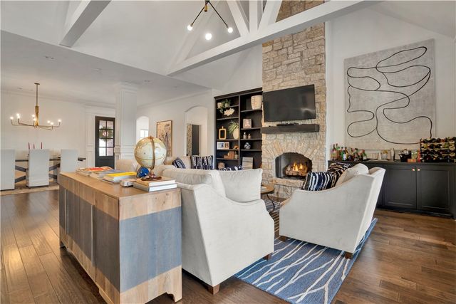 2944 E Pebblestone Drive, Fayetteville, AR 72701