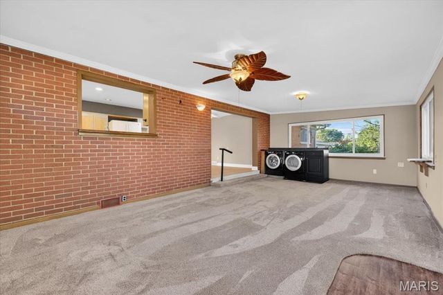 9301 Lavant Drive, St Louis, MO 63126