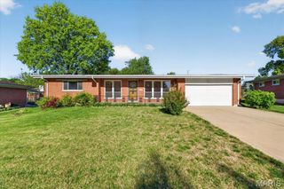 9301 Lavant Drive, St Louis, MO 63126