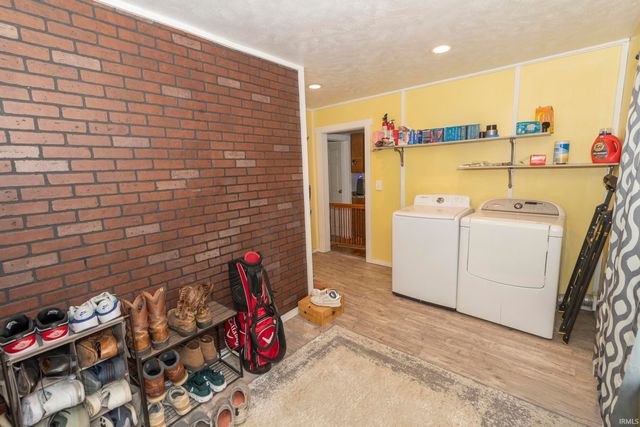 924 W Marion Street, Mishawaka, IN 46545