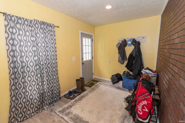 924 W Marion Street, Mishawaka, IN 46545