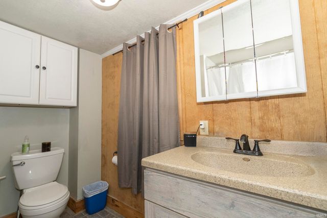 924 W Marion Street, Mishawaka, IN 46545