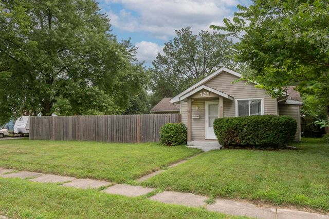 924 W Marion Street, Mishawaka, IN 46545